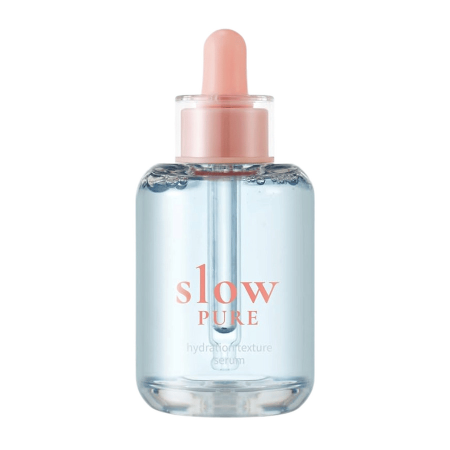 Slow Pure Hydration Texture Serum i klar glasflaska med pipett, fyllt med återfuktande blått serum.