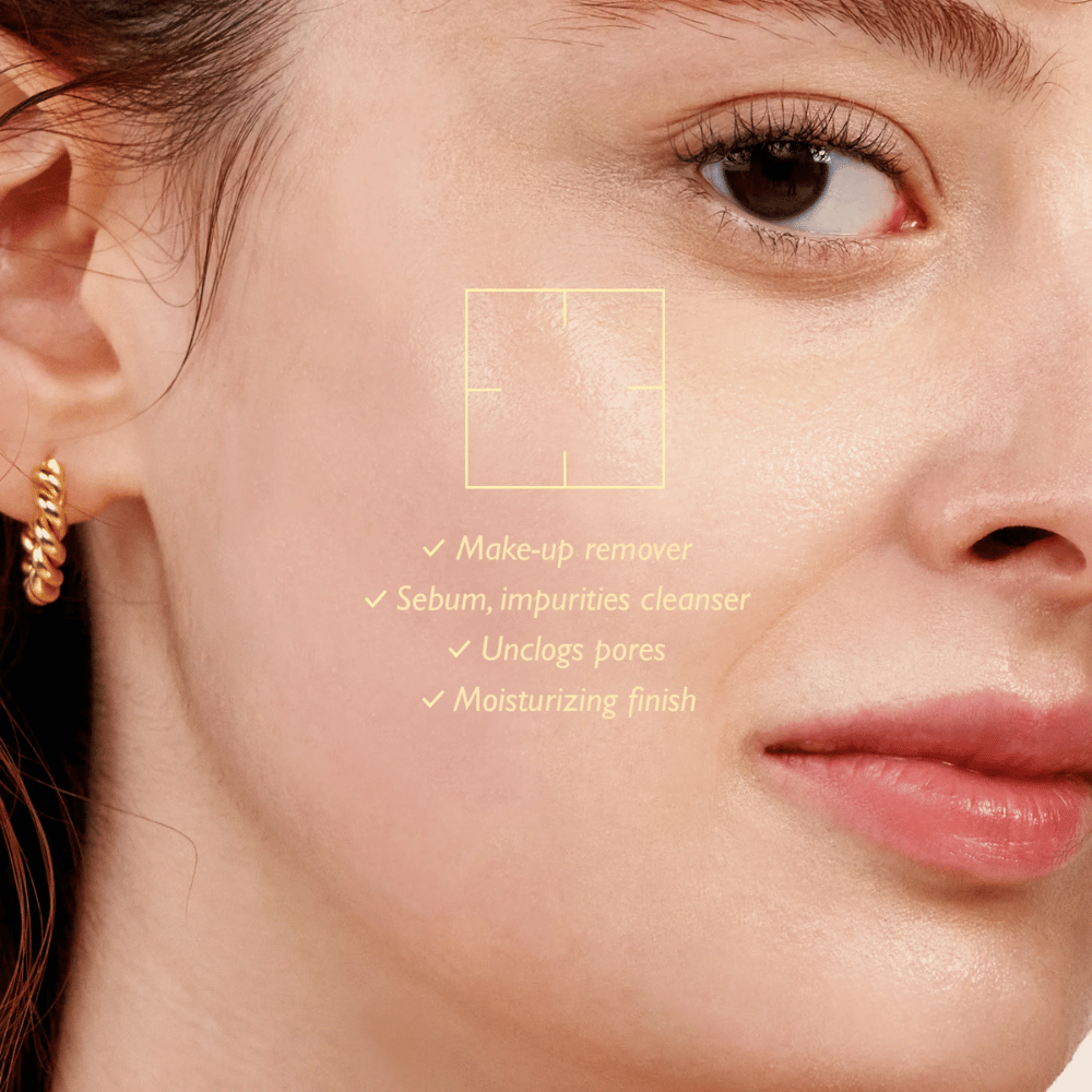 Haruharu Wonder Black Rice Moisture Cleansing Oil before and after cleansing – dissolves makeup, sebum, and impurities, and provides a moisturized finish without clogging pores.