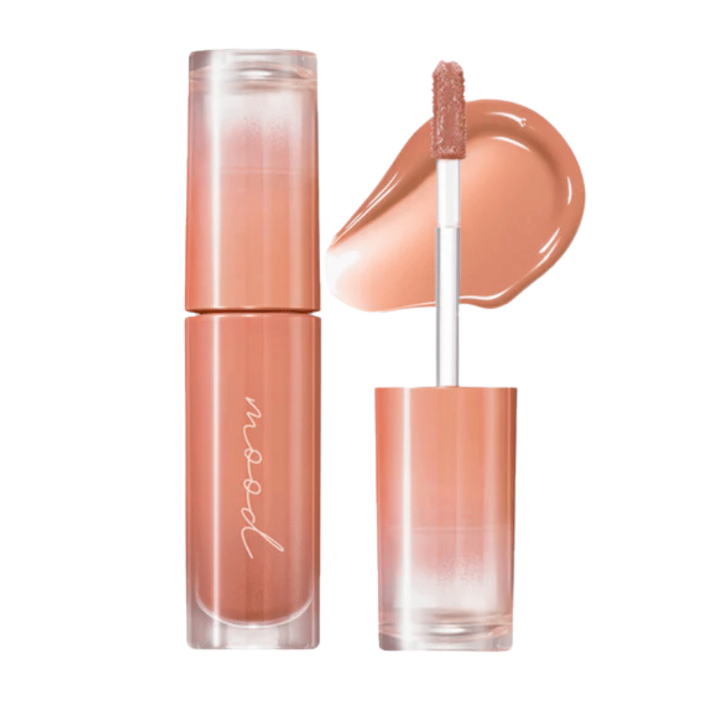 Ink Mood Glowy Tint is a lip gloss with a light and glossy formula that provides a natural color and shine to the lips. Perfect for creating a fresh and radiant look. Available in several shades.