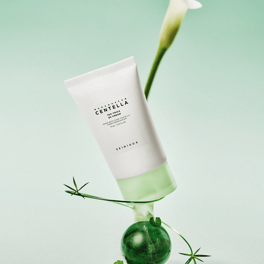 Face cream for problem skin with Tea-Trica complex that helps reduce pimples and restore the skin's balance