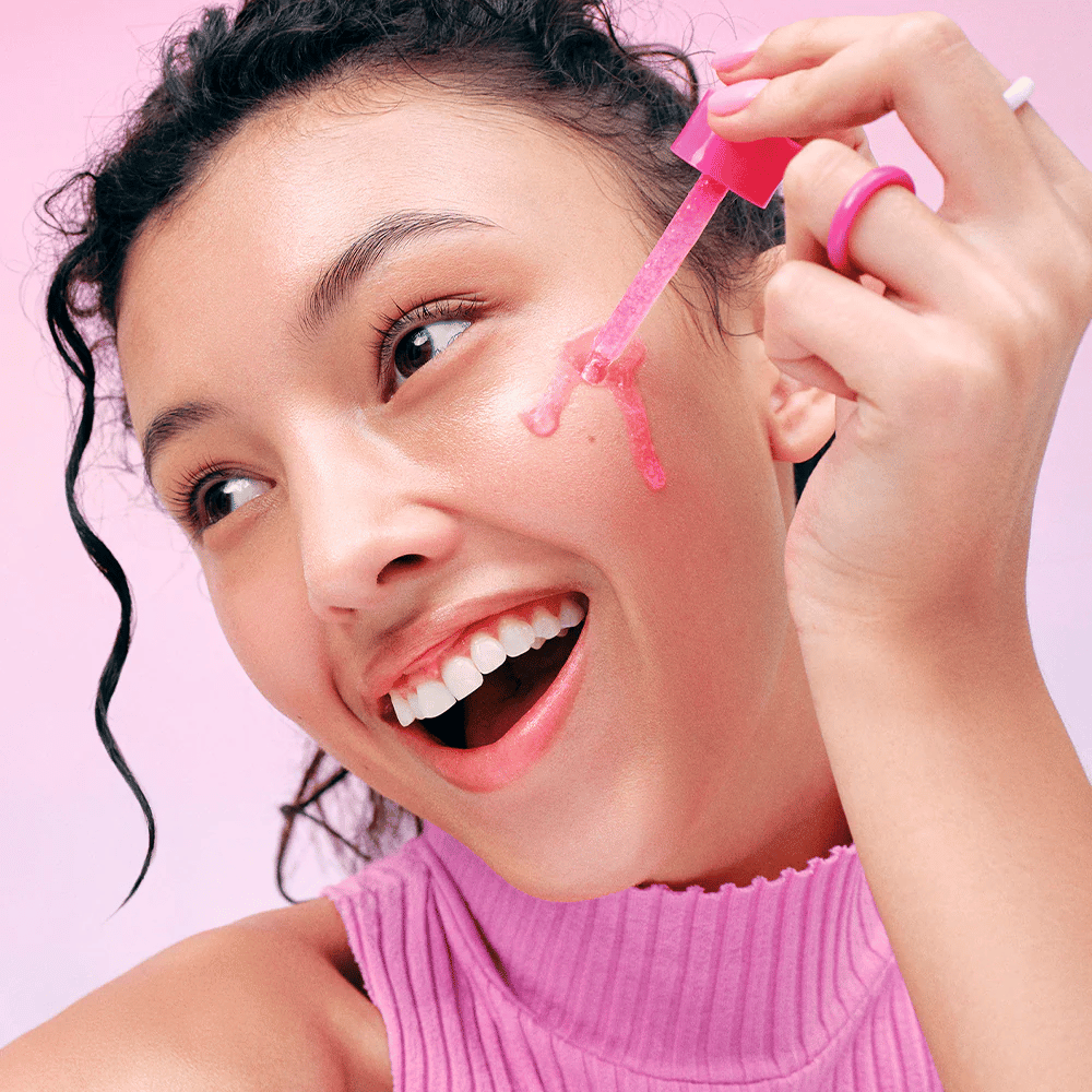 Application of EqualBerry NAD+ Peptide Boosting Serum – radiance-enhancing serum with NAD+ and peptides for firmer skin