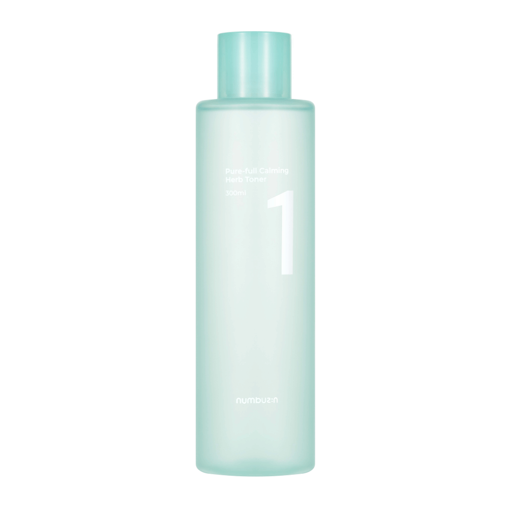 A bottle with No.1 Pure-Full Calming Herb Toner in a transparent light blue design. The bottle has a light blue cap and a label with the text "Pure-full Calming Herb Toner" and "300ml". The product has a minimalist appearance and gives a fresh and calming impression.