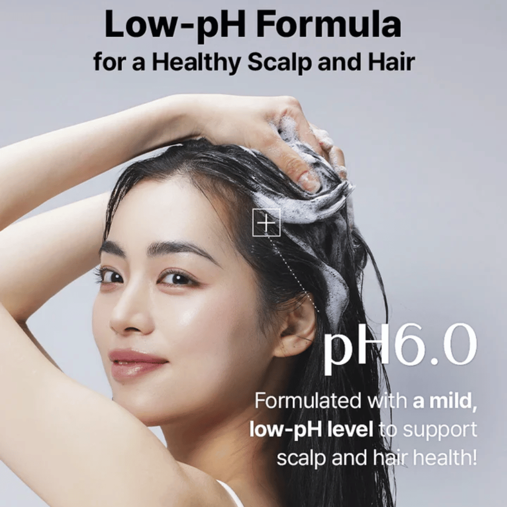 Woman washing hair with COSRX Peptide 132 Shampoo – mild formula with pH 6.0 that strengthens hair and scalp.