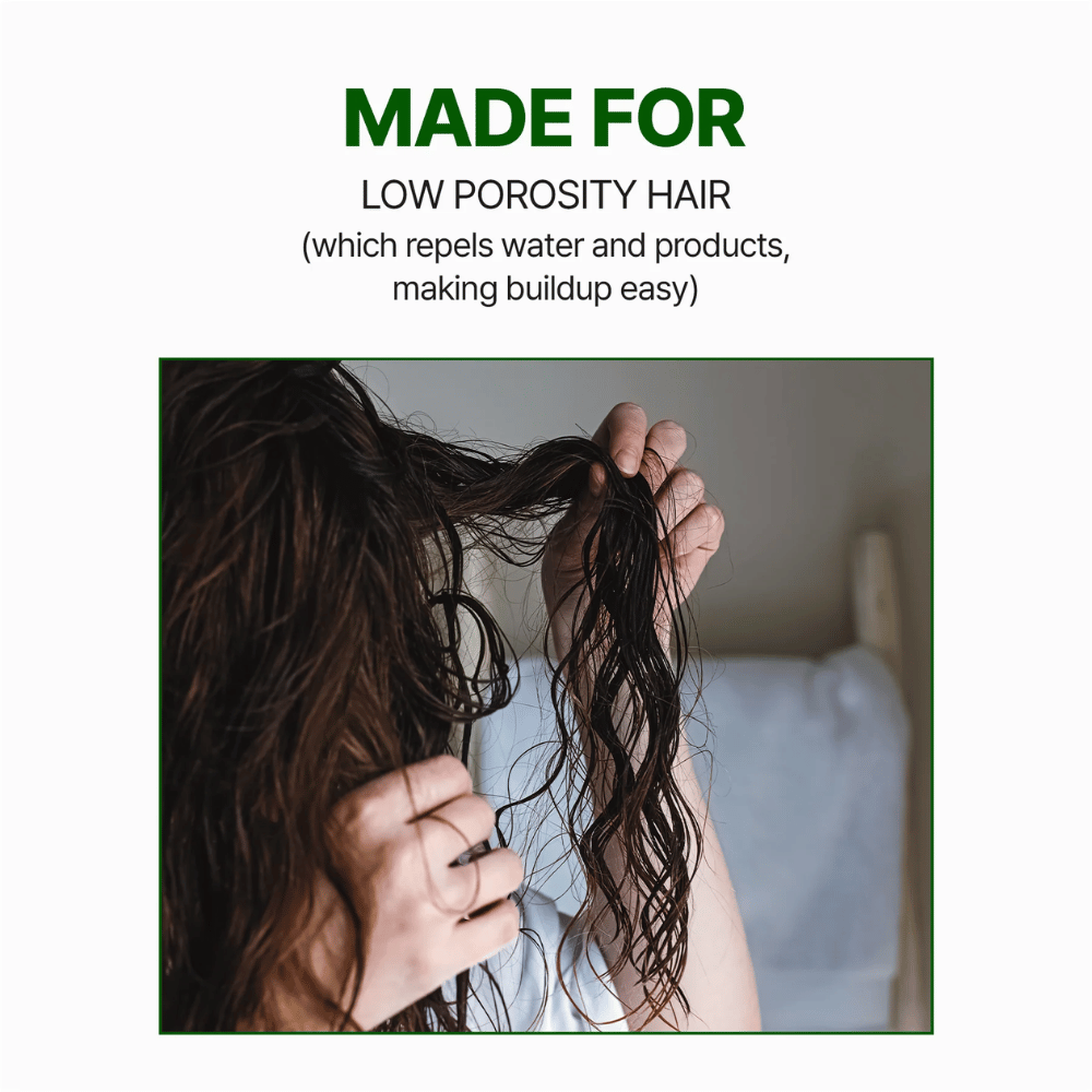 Informative image stating that the shampoo is suitable for low-porosity hair and helps reduce product residue and buildup in the hair and scalp.