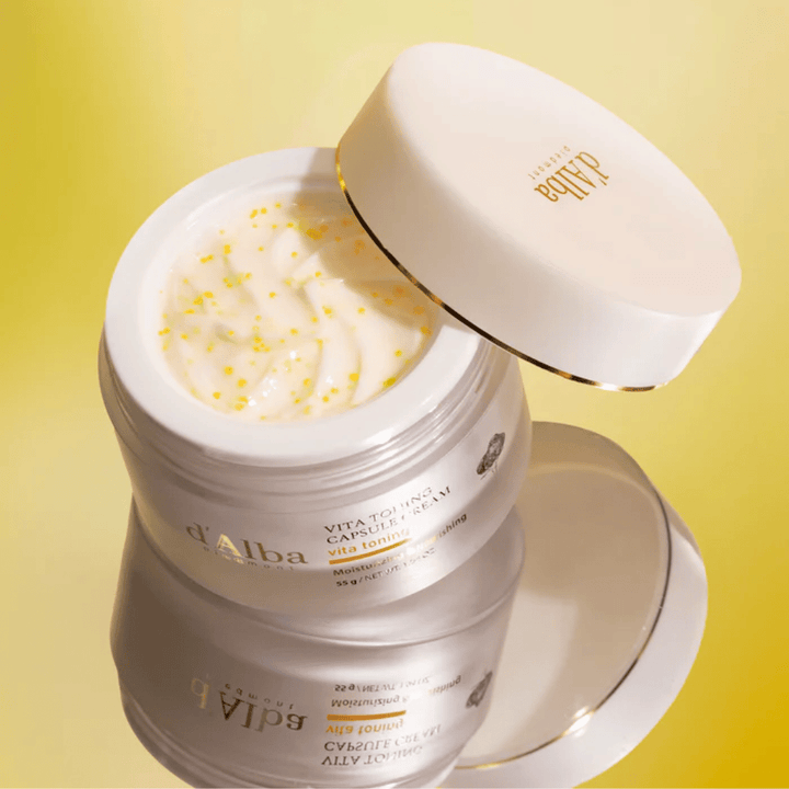 d'Alba Vita Toning Capsule Cream face cream – moisturizing cream with capsule technology that helps to nourish and even out the skin's texture.